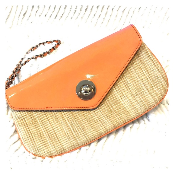 Cole Haan Handbags - Cole Haan clutch purse with chain strap summer